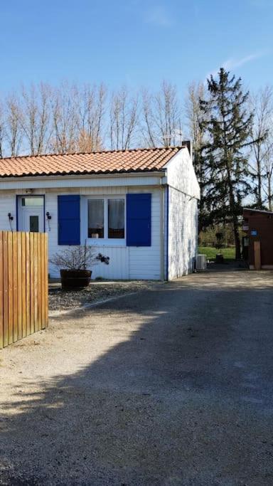 La Petite Cabane Maille  Buitenkant foto